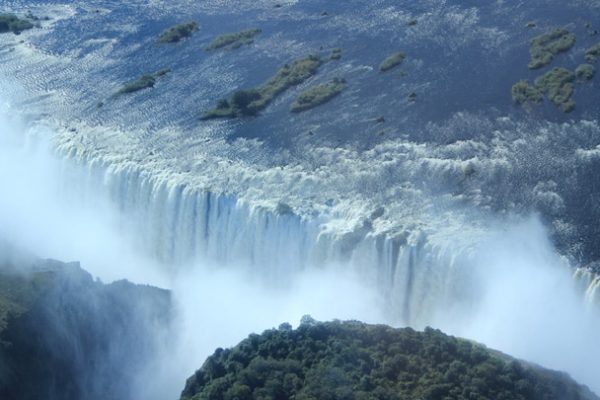 Victoria Falls & Chobe Safari